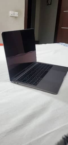 MacBook pro 2017