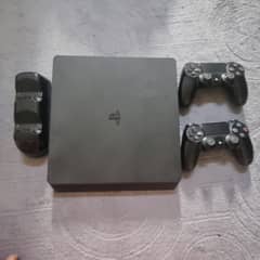 PS4