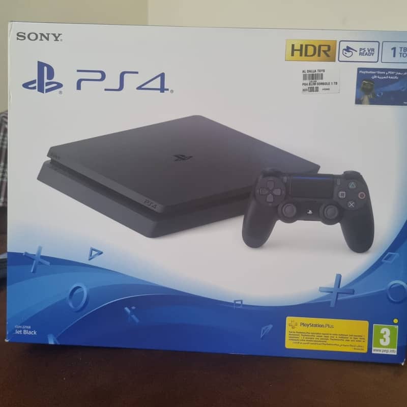 PS4 slim(1TB) 2