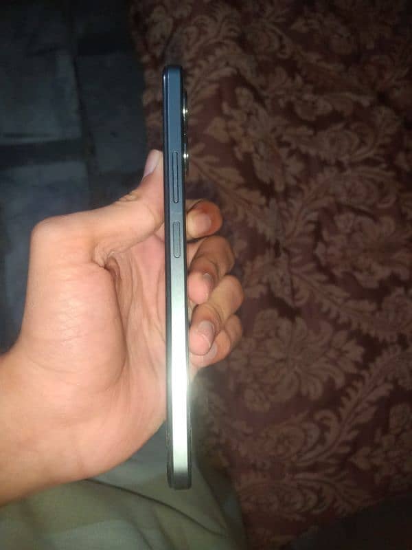 Vivo Y17s Condition 10 by 10 2