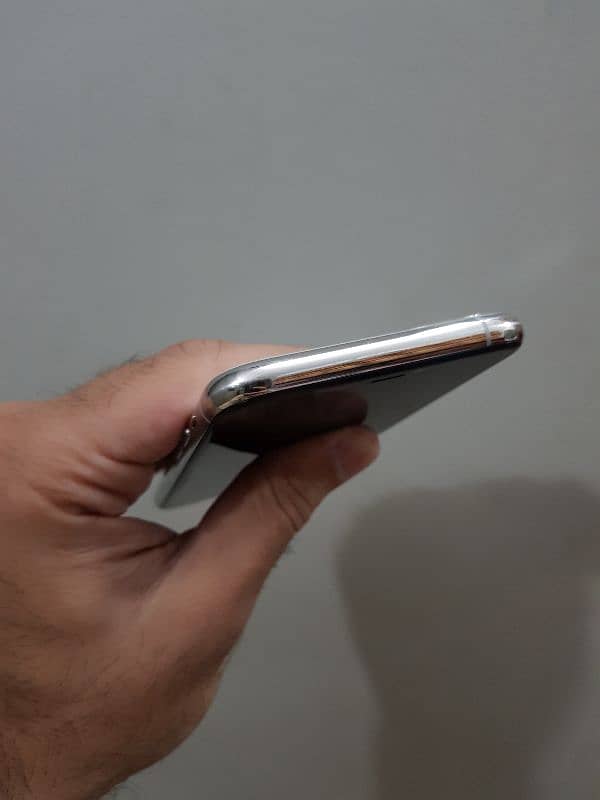 iphone 11pro pta approved 3