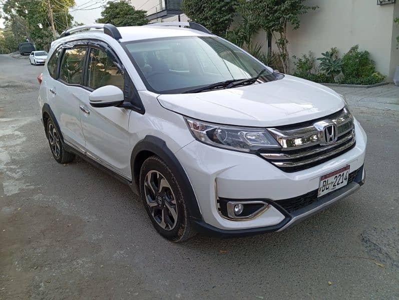 Honda BR-V S 2023 cully loaded just like new 7