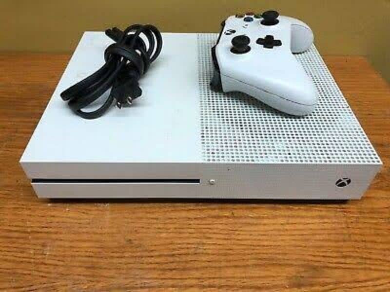 Xbox one S with Box complete saman 1