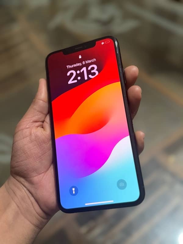 iphone 11pro max 256 GB non PTA LLA model 1