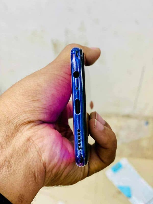 REALME V20 3