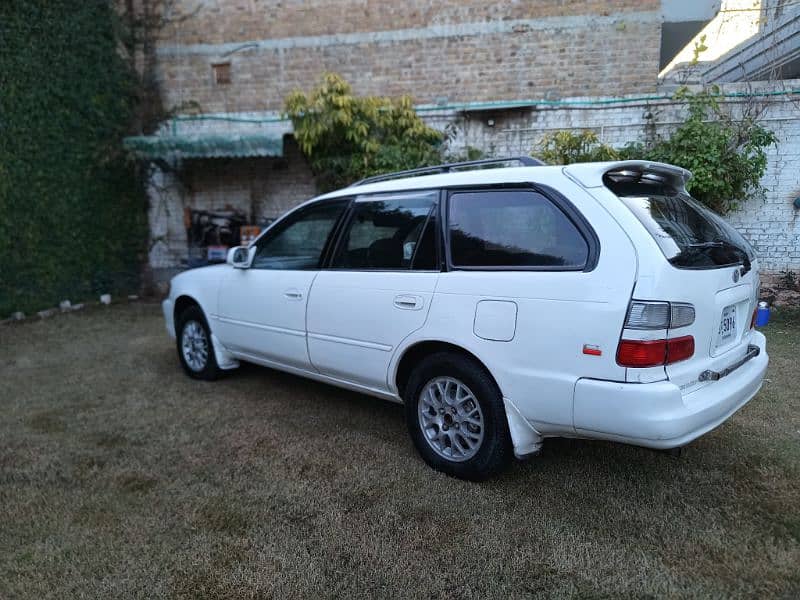 Toyota station wagon 4