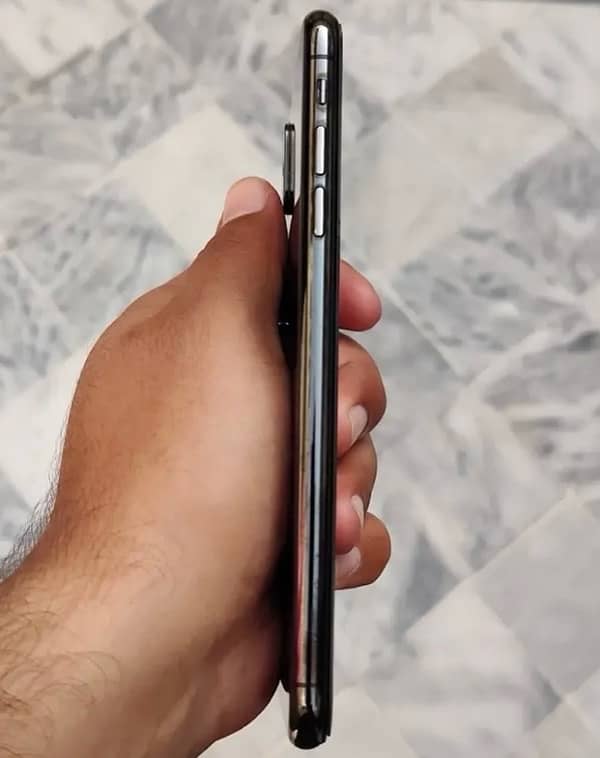 IPhone XS Max 512gb PTA approved 4