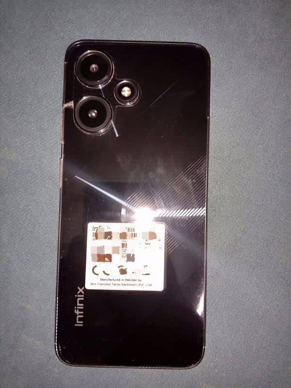 Infinix hot 30 play 64gb. 4