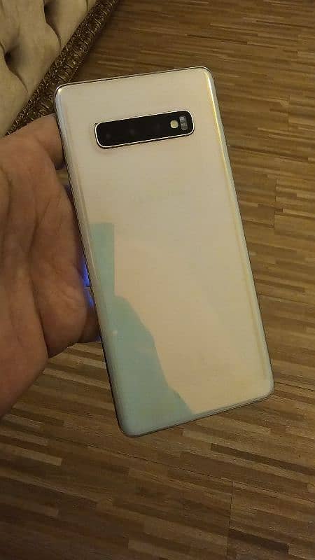 s10 plus 4