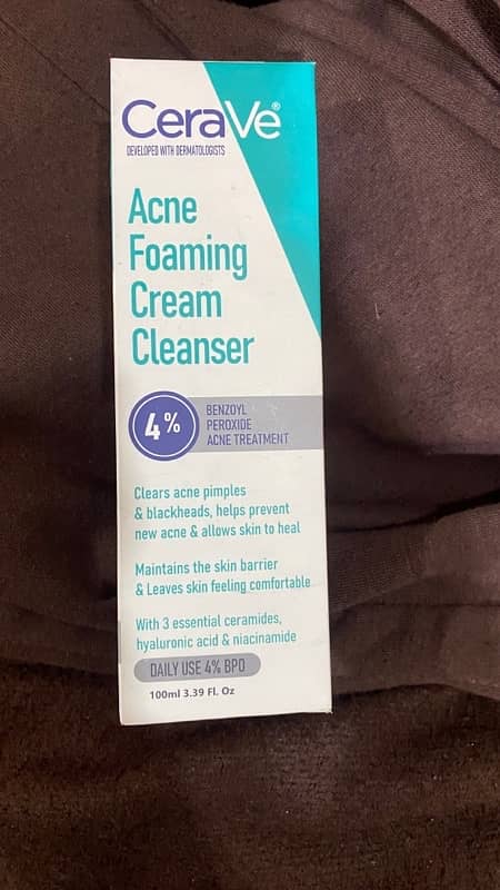 CeraVe Acne Foaming Cream Cleanser 0