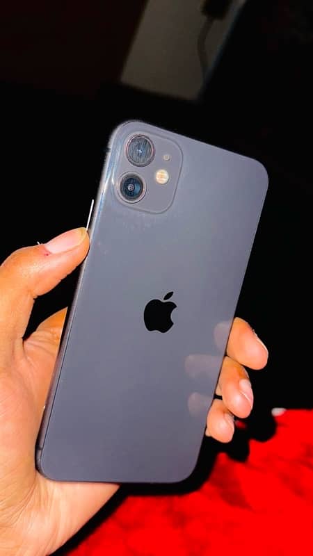 Apple iPhone 11 > exchange possible with iPhone 0