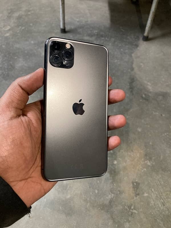 Iphone 11pro max 64 gb non pta 1