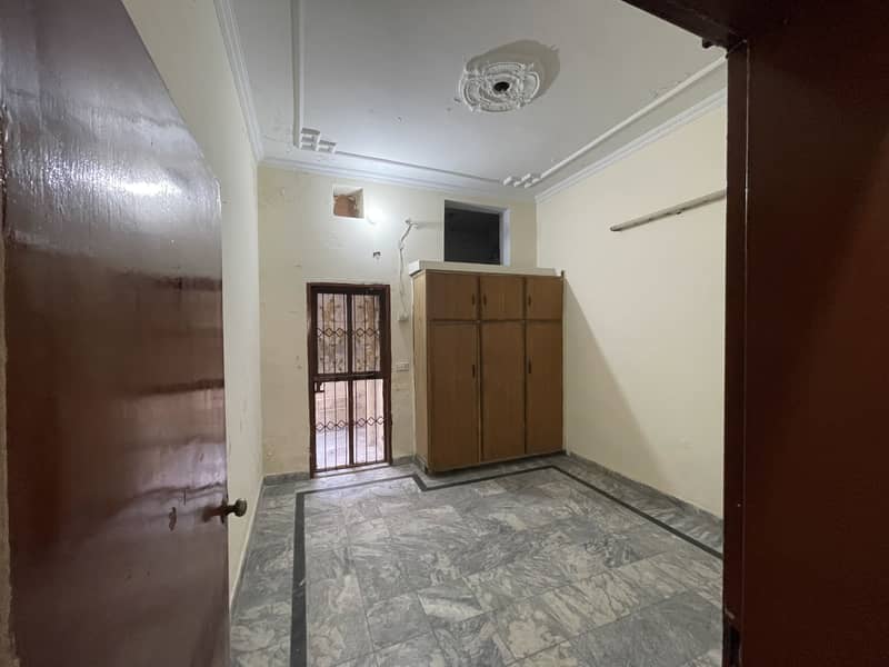 6 Marla Lower Portion Rent Near To Main Road Prime Location 0