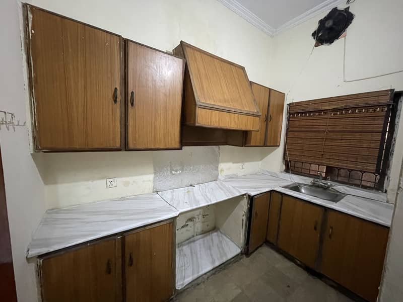 6 Marla Lower Portion Rent Near To Main Road Prime Location 1