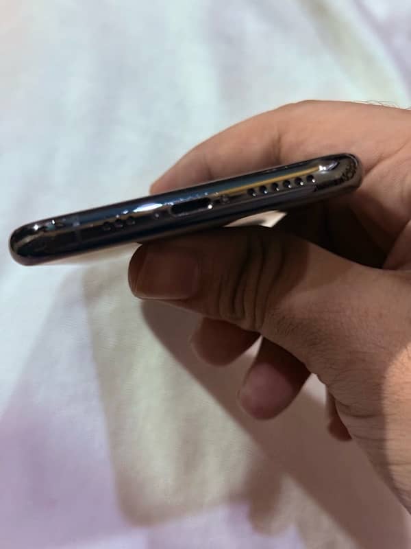 iphone 11 pro dual pta 6