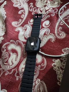 Apple watch series 8