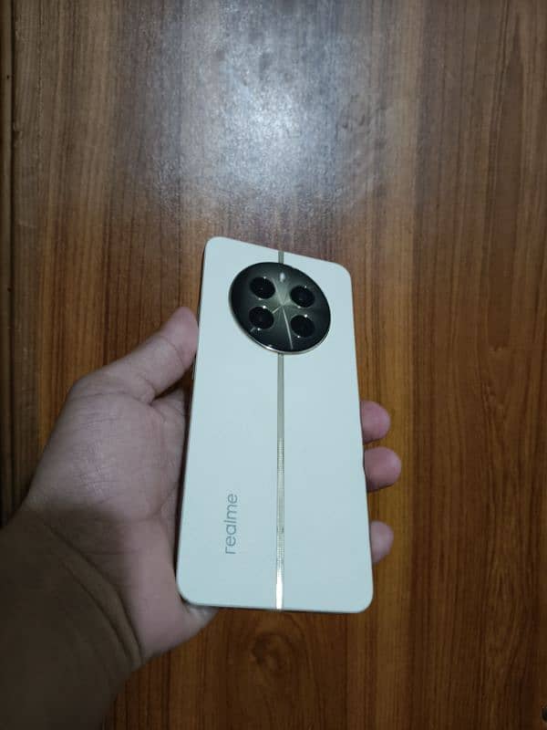 realme 12 plus 5glush condition in warranty 2