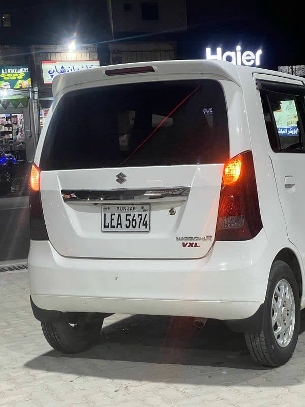 Suzuki Wagon R 2018 9