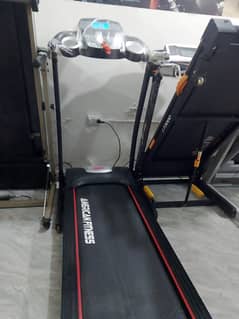 SLIGHTLY USED AMERICAN FITNESS TREADMILL AVAILABLE 75K WITH DELIVERY.