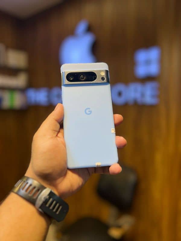 Google Pixel 7 pro USA $tock 3