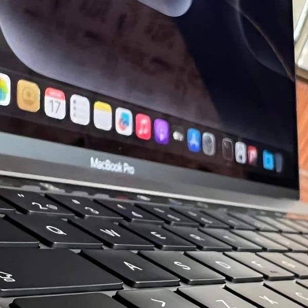 MACBOOK PRO 2019 16" (Core i7 /32/512) 2