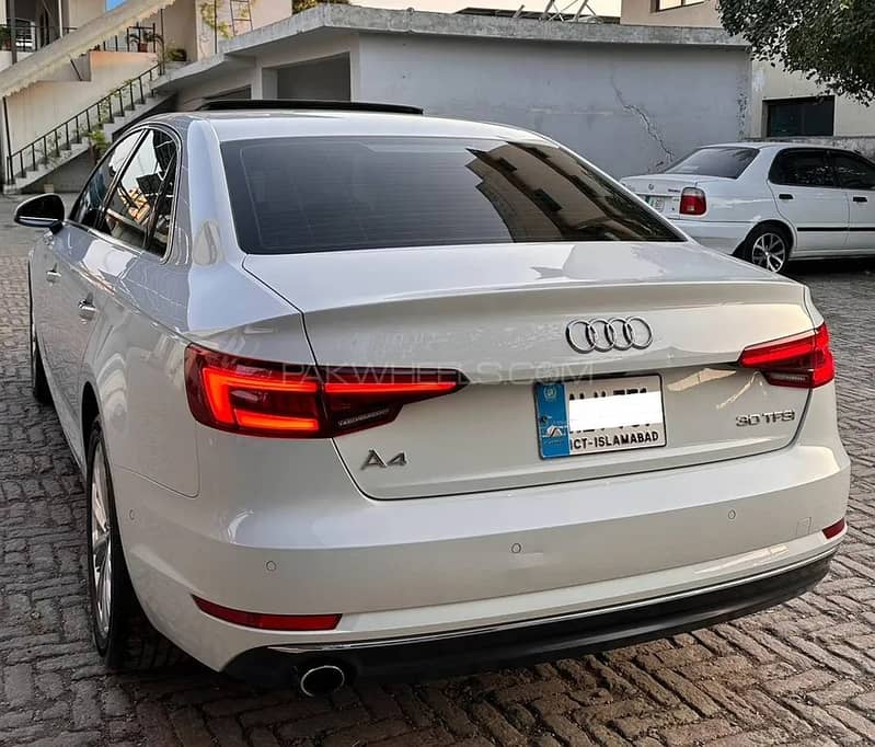 Audi A4 2018 S-Line Competition For sale 3