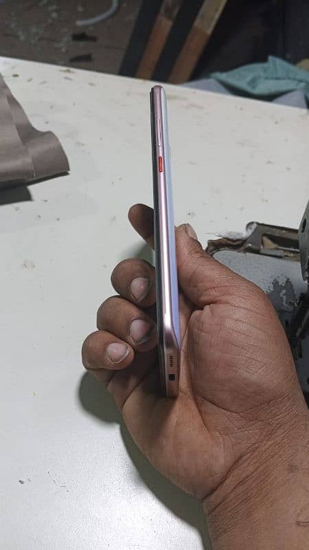 vivo y51 condition 10 by 8 4)128 3