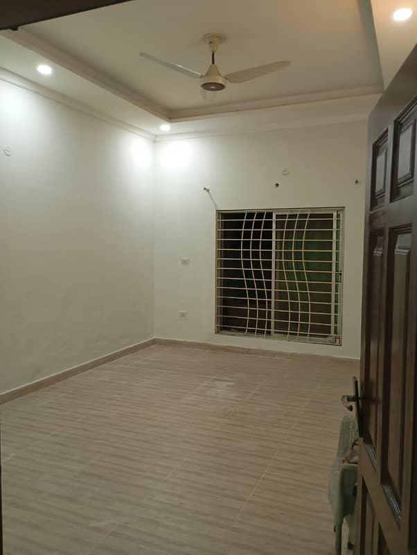 10 Marla 4 bedroom house phase 3 bahria town Rawalpindi 4