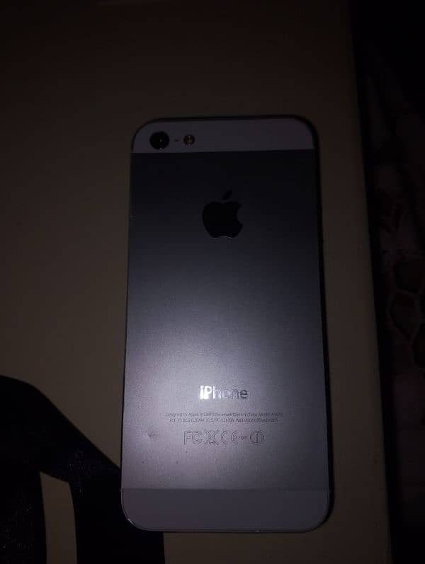 IPHONE 5 FOR SALE IN CHEAP PRICE 0