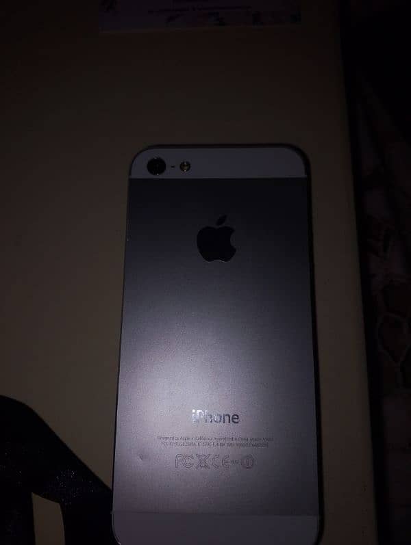 IPHONE 5 FOR SALE IN CHEAP PRICE 1