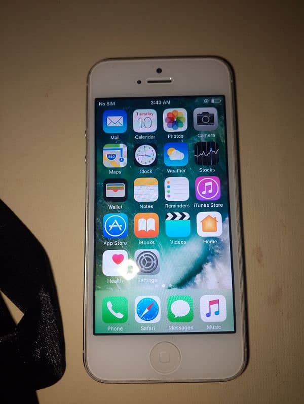 IPHONE 5 FOR SALE IN CHEAP PRICE 6