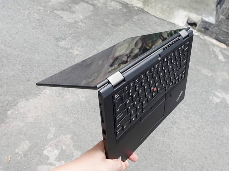 Lenovo X390 Cor i7 8th 16GB rm 256NVMe (TouchScreen 360) Fresh IMPORT 1