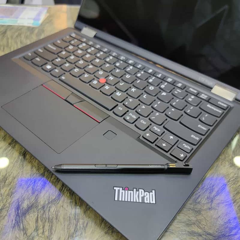 Lenovo X390 Cor i7 8th 16GB rm 256NVMe (TouchScreen 360) Fresh IMPORT 4