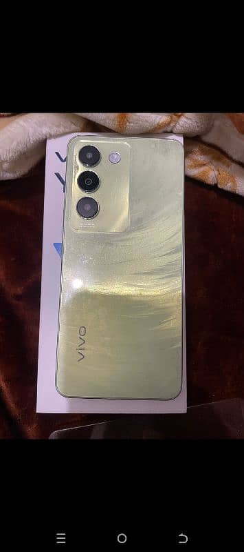 vivo y 100 8 mounth waranty almost 10 by 10 2