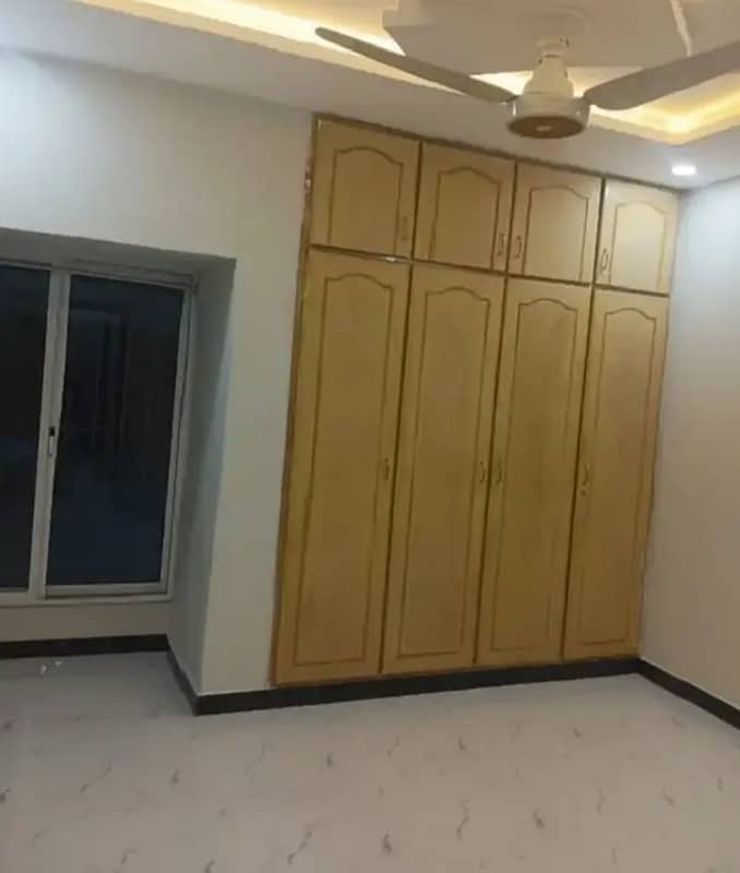 G-11/4 FGEHA E-Type Fully Renovated Tile Floor Ground Floor Flat For Rent 10