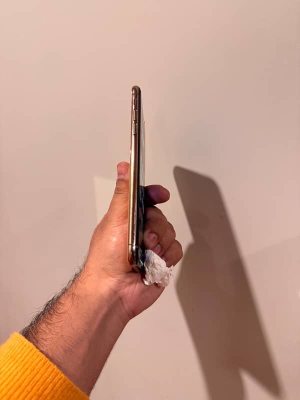 Iphone xs max 256GB Dual sim PTA 3