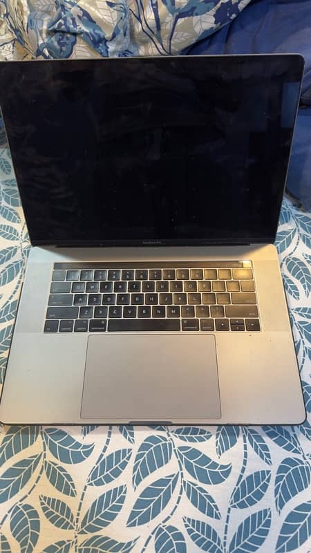 Macbook Pro 2017 1