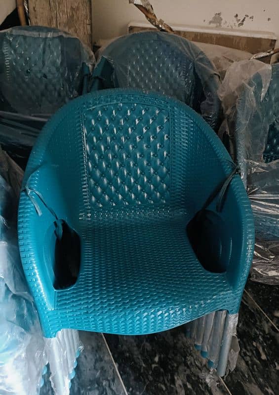 Plastic Chairs Small Size 2