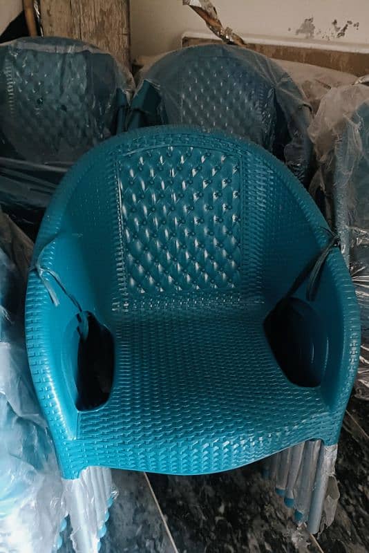 Plastic Chairs Small Size 3