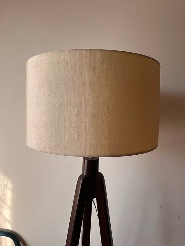 Floor lamp 1