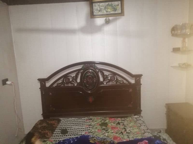 king size bed dressing side tabels 1