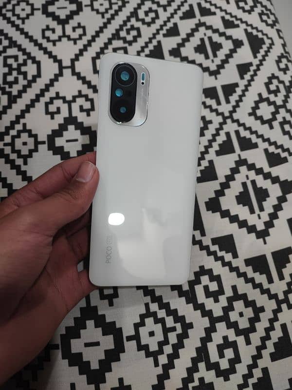 Poco F3 back glass 1