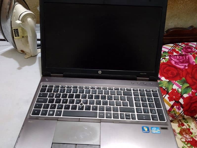 Hp laptop ProBook 6570b 1