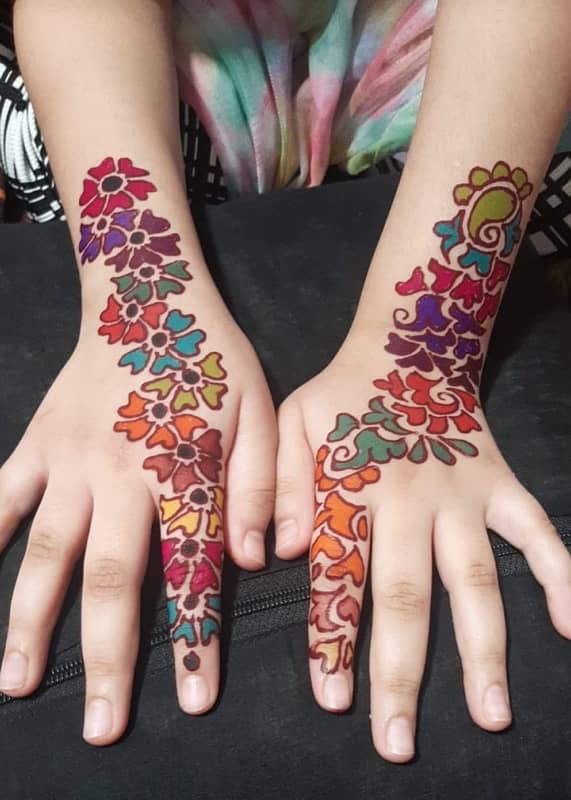 colourful mehandi lover’s 0333 five six two five five two eight 2