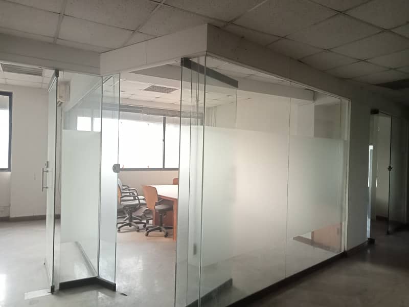 CANTT,15000 SQ. FT OFFICE FOR RENT MAIN BOULEVARD GULBERG JAIL ROAD GARDEN TOWN LAHORE 11