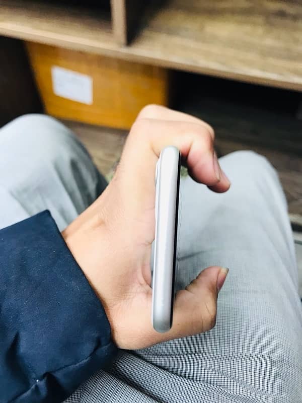 IPhone 11 non pta 64GB 4