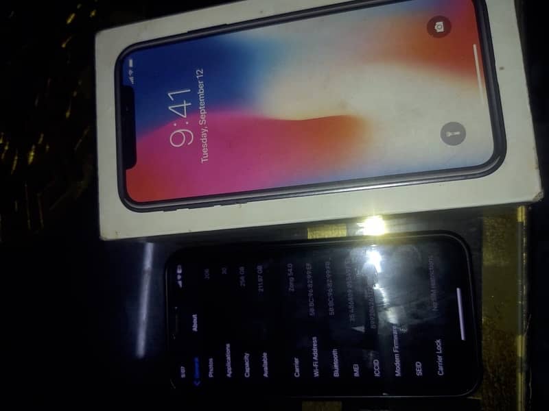 Iphone X 256gb official pta with box 3