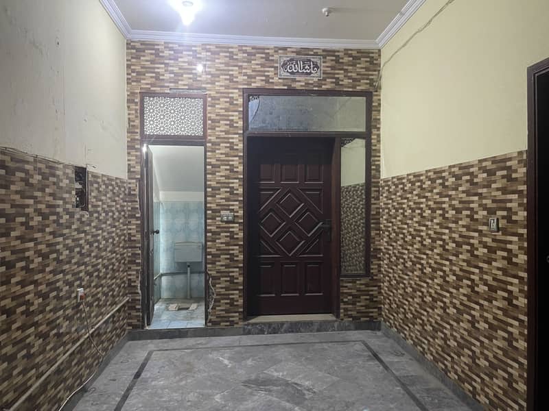 5 MARLA FULL HOUSE FOR RENT IN JOHAR TOWN NEAR TO EMPORIUM MALL 1