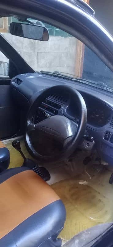 Daihatsu Cuore 2004 4