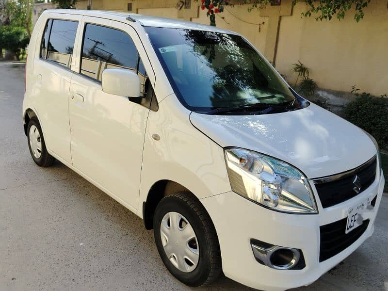 Suzuki Wagon R 2017 1